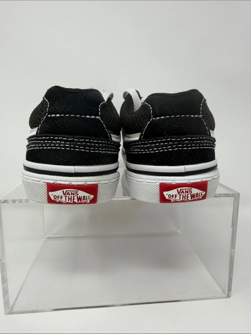 Vans Caldrone Black & White Low-Top Suede Skate Shoes Size 1.0